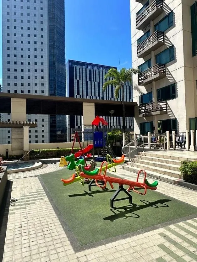 The Pearl - Bgc Mckinley Park 2Br Apartment Manila Philippines