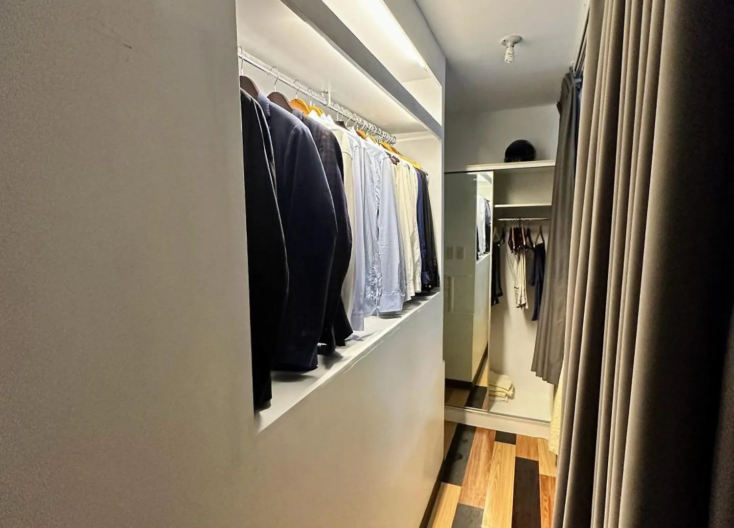 The Pearl - Bgc Mckinley Park 2Br Apartment Manila